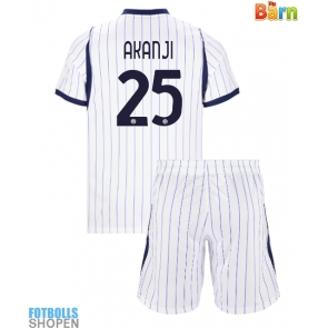 Billiga Inter Milan Manuel Akanji #25 Bortatröja Barn 2026-27 Kortärmad (+ Korta byxor)